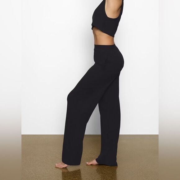 SKIMS Boyfriend Loose Pant Black Medium NWT - Picture 2 of 9